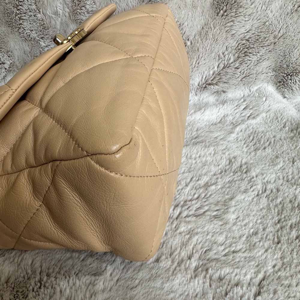 Sold on my FB. Chanel 19 Large Beige - Picture 12 of 17